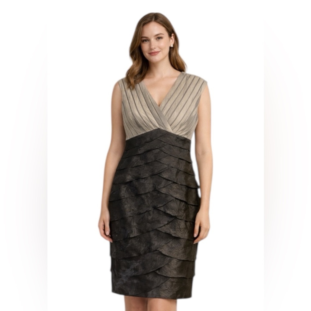 Elegant Layered V-Neck Dress Gold Black Sleeveless Cocktail Formal